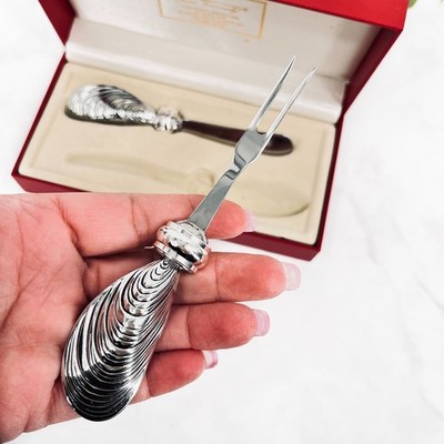 Hans Turnwald Coral Signature Collection Silver Plate Spreader