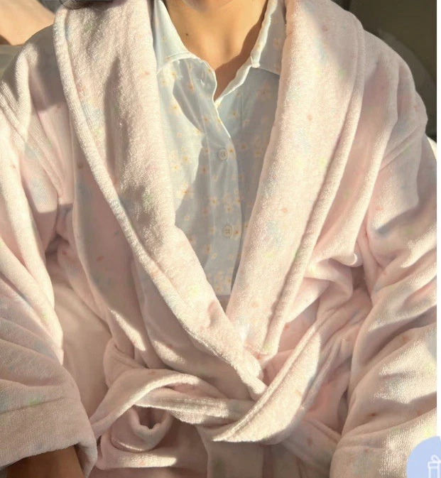 Djerf Avenue 夏季岛长袍有机棉花卉粉色,尺寸 XL/XXL — 第 2/4 张图片