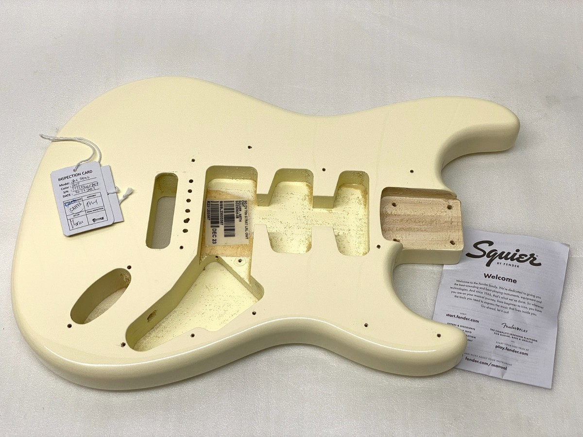 Squier by fender classic vibe 打痕あり写真で要確認 Genuine Fender Squier FULL THICKNESS STRAT BODY Classic Vibe