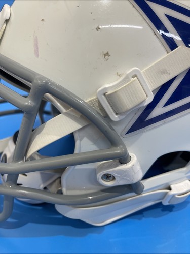 XENITH X2E YOUTH FOOTBALL HELMET 2016 Blue / WHITE Face mask SIZE Medium - Picture 3 of 17