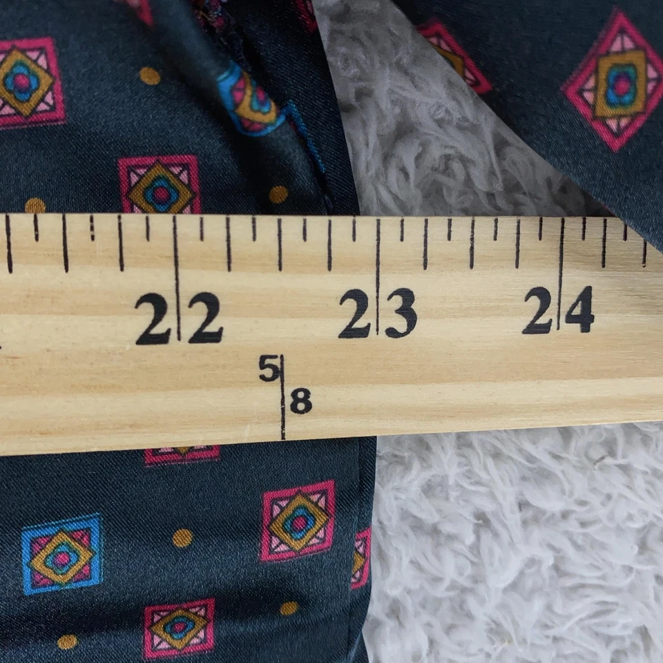 Pijama vintage Victoria's Secret etiqueta dourada roupão cetim geométrico anos 90 - Imagem 4 de 4