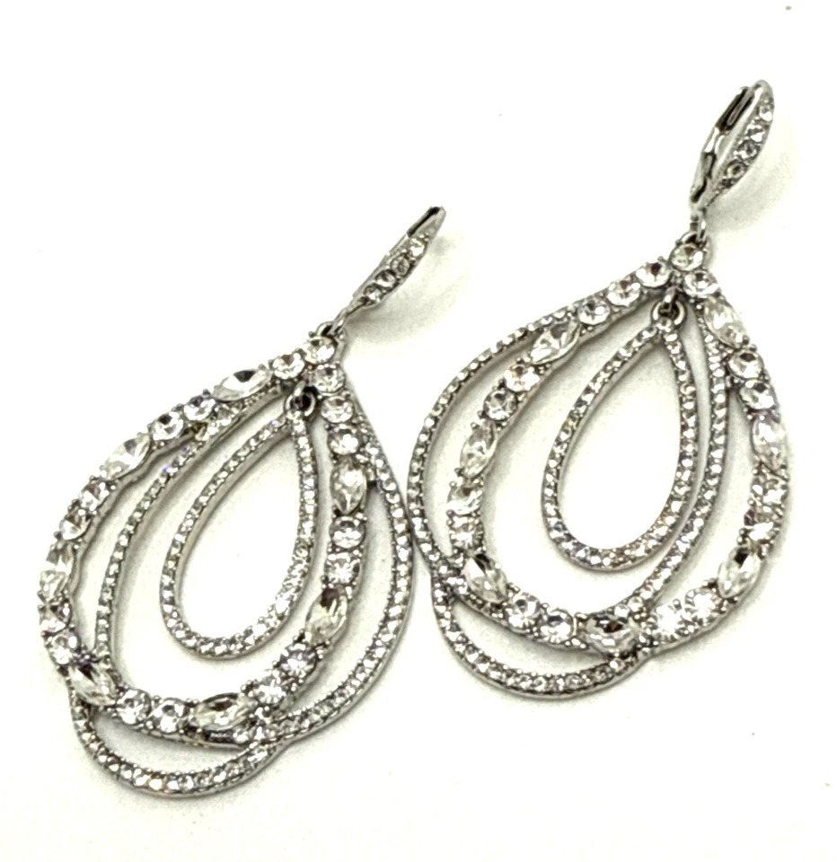 GIVENCHY Pendientes colgantes orbitales de cristal de seda con diamantes de imitación perforados declaración 2 1/2" Foto 2 de 4