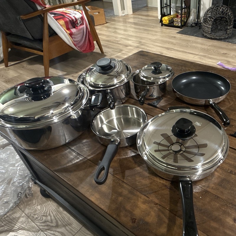 Vita Craft 10 -Piece Stainless Steel Cookware Set w/ Lids + Nonstick Fry Pan