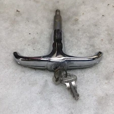 1946 1947 Oldsmobile Chrome Locking Trunk Handle With Keys