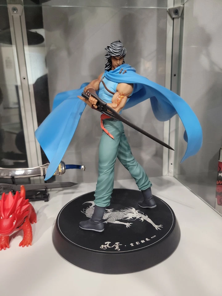 Estatua de Tormenta y Viento Storm Rider (Fun Wan) con Espadas de Apertura de Letras. Foto 3 de 4