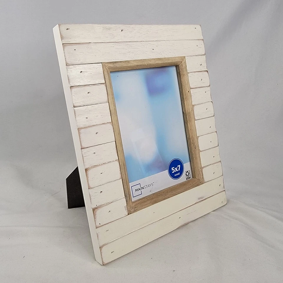 Marco de madera blanca independiente Mainstays 5x7 con caja abierta de vidrio Foto 3 de 4