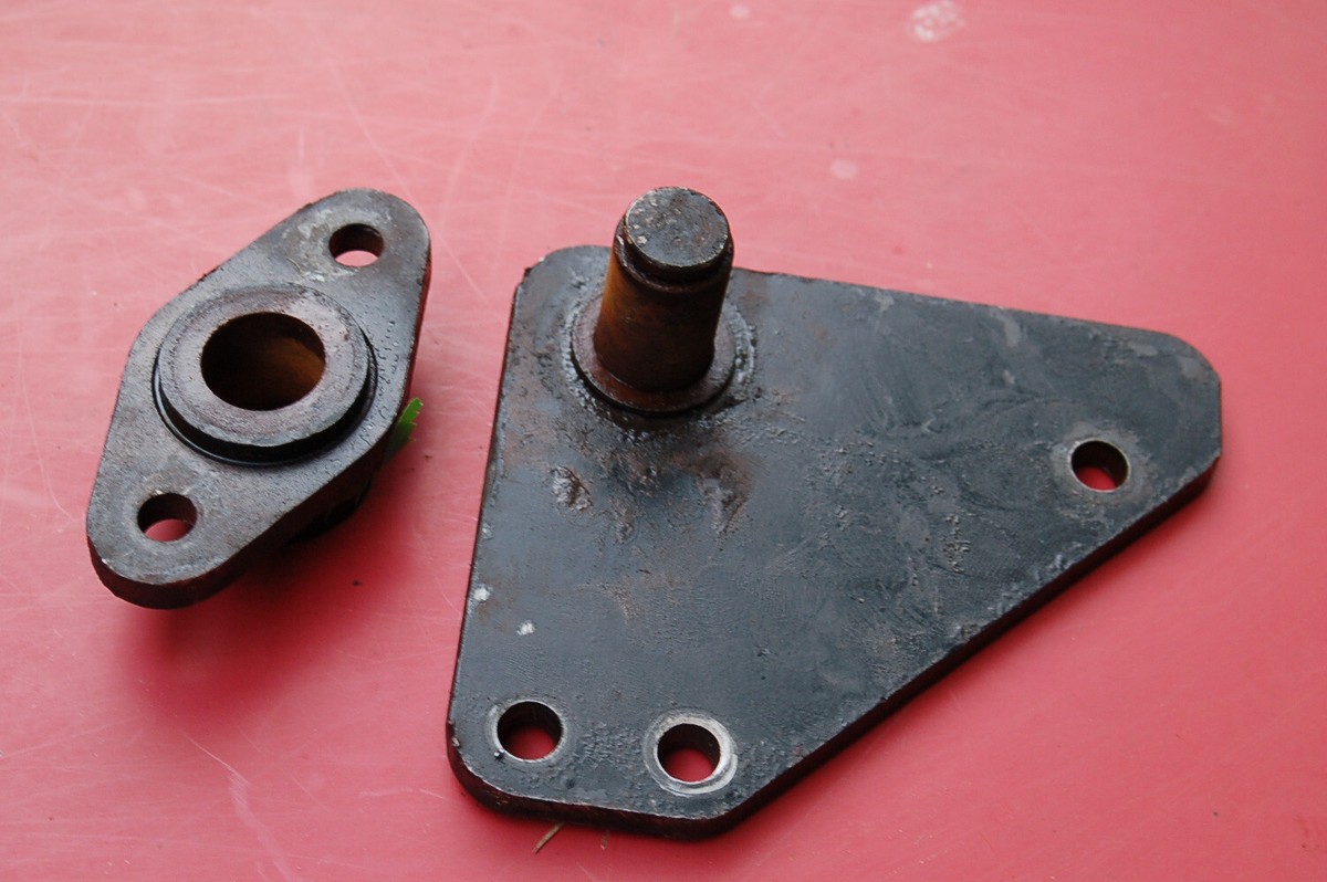 Craftsman GT Tractor Bellcrank Assembly 108137X 532140342 5292J