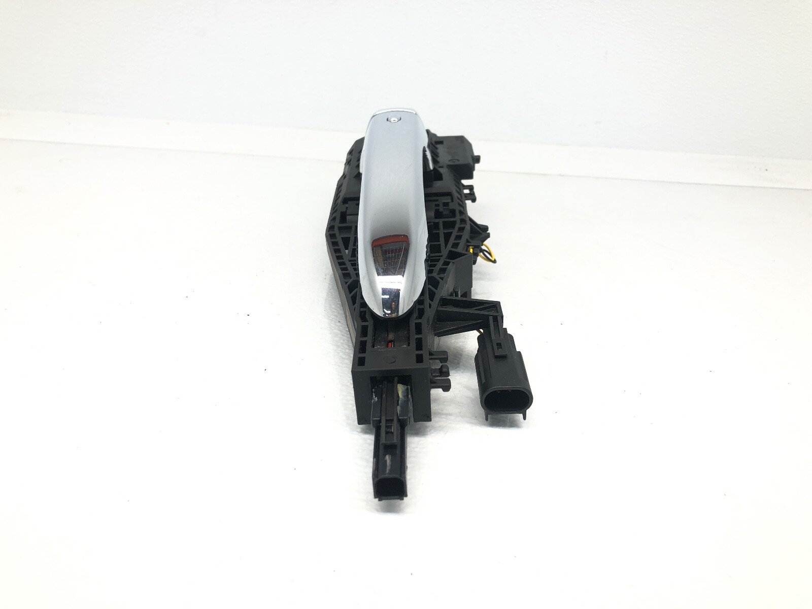 2014-2021 MASERATI QUATTROPORTE LEFT DRIVER FRONT EXTERIOR DOOR HANDLE OEM.