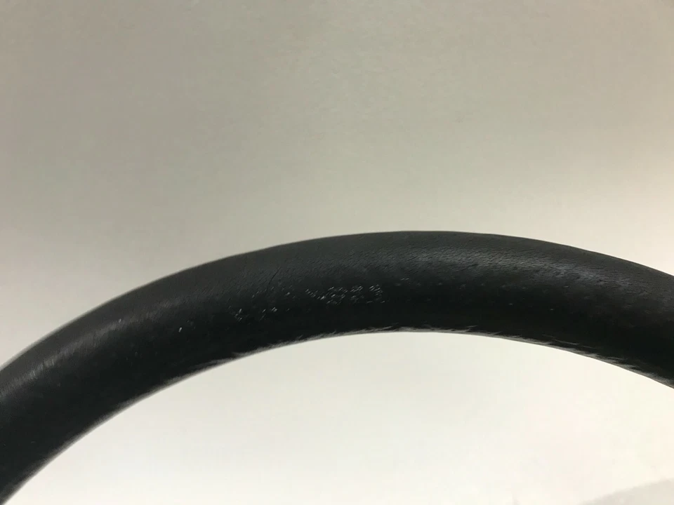 QA202455 1984-1993 MERCEDES 190E DRIVER LEFT WHEEL LEATHER BLACK OEM - Image 4 of 4