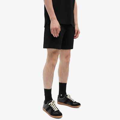 HOMME PLISSÉ ISSEY MIYAKE PLEATED TECHNICAL SHORT Flip size HOMME PLISSÉ ISSEY MIYAKE PLEATED TECHNICAL SHORT Flip size