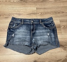 Maurices Women  s Medium Wash Denim Shorts Size 20 A01 
