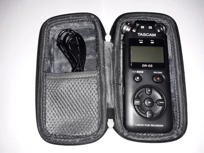TASCAM DR-05 Linear PCM Recorder - BUNDLE; case,tripod, windshield. - Image 1 of 4