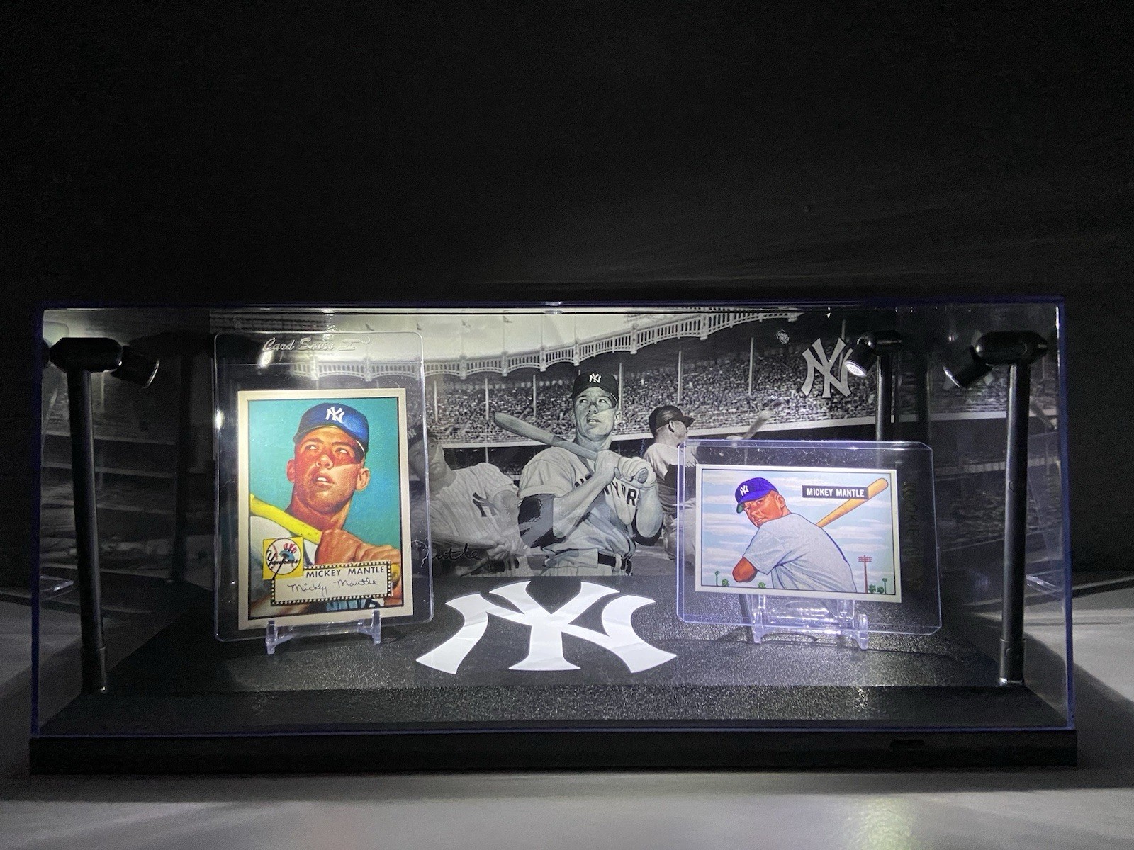 Mickey Mantle Custom LED sports card display case-NY Yankees view 2