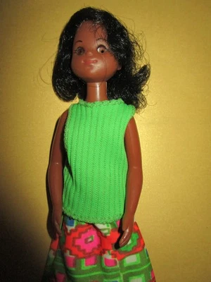 B-2139) VINTAGE BARBIE AA MUM HATTIE MATTEL 1974 SUNSHINE FAMILY KLEIDUNG+SCHUHE - Bild 1 von 4
