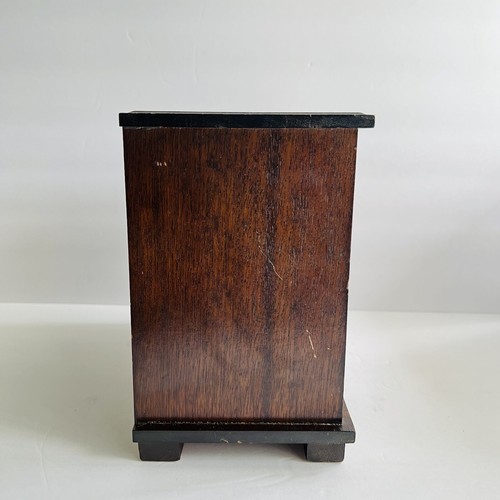 Cassettiera vintage Deluxe in legno portagioie fodera rossa motivo geometrico - Foto 17 di 24