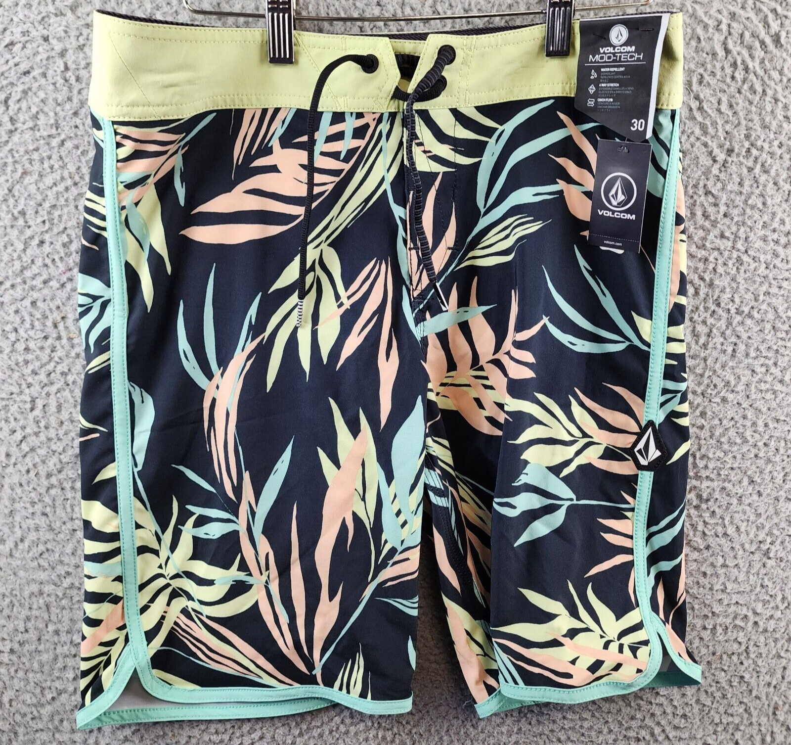 Плавки Volcom Bleeding Leaf Mod с завязками для мальчиков, 30 черных, с несколькими задними карманами ~