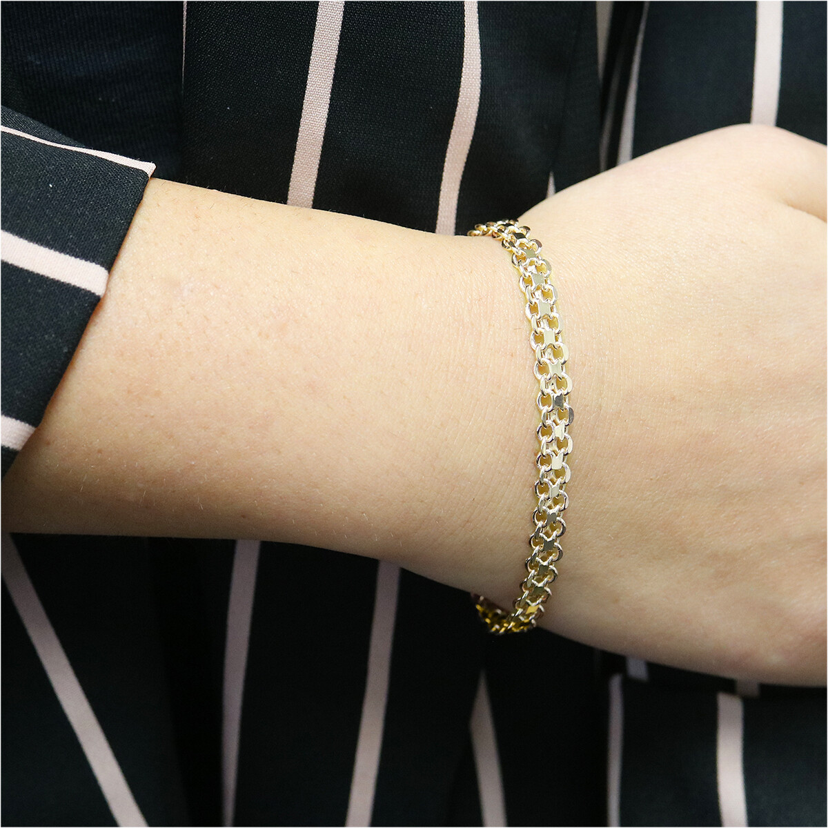 silver925 Bismarck chain bracelet 1点物 silver925 Bismarck chain bracelet 1点物 - メルカリ