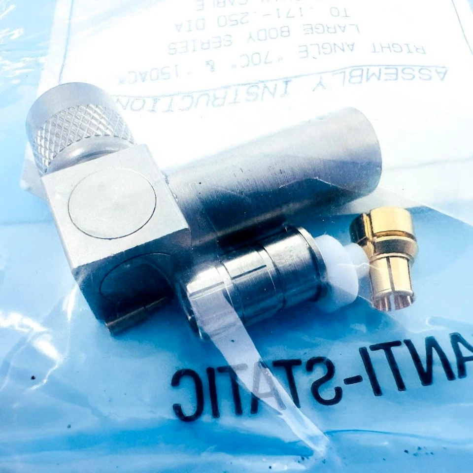 Trompeter TEI14949 Right Angle 70C 50C Large Body Series RF Coaxial Connector - Image 3 of 4