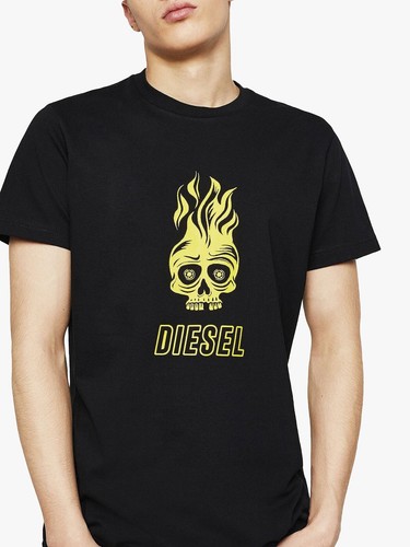 T-shirt SizeXL Black Graphic Front 