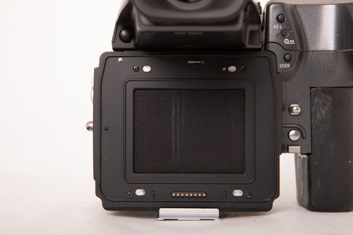 Hasselblad H1 With Hasselblad HV90X Viewfinder - Picture 3 of 9