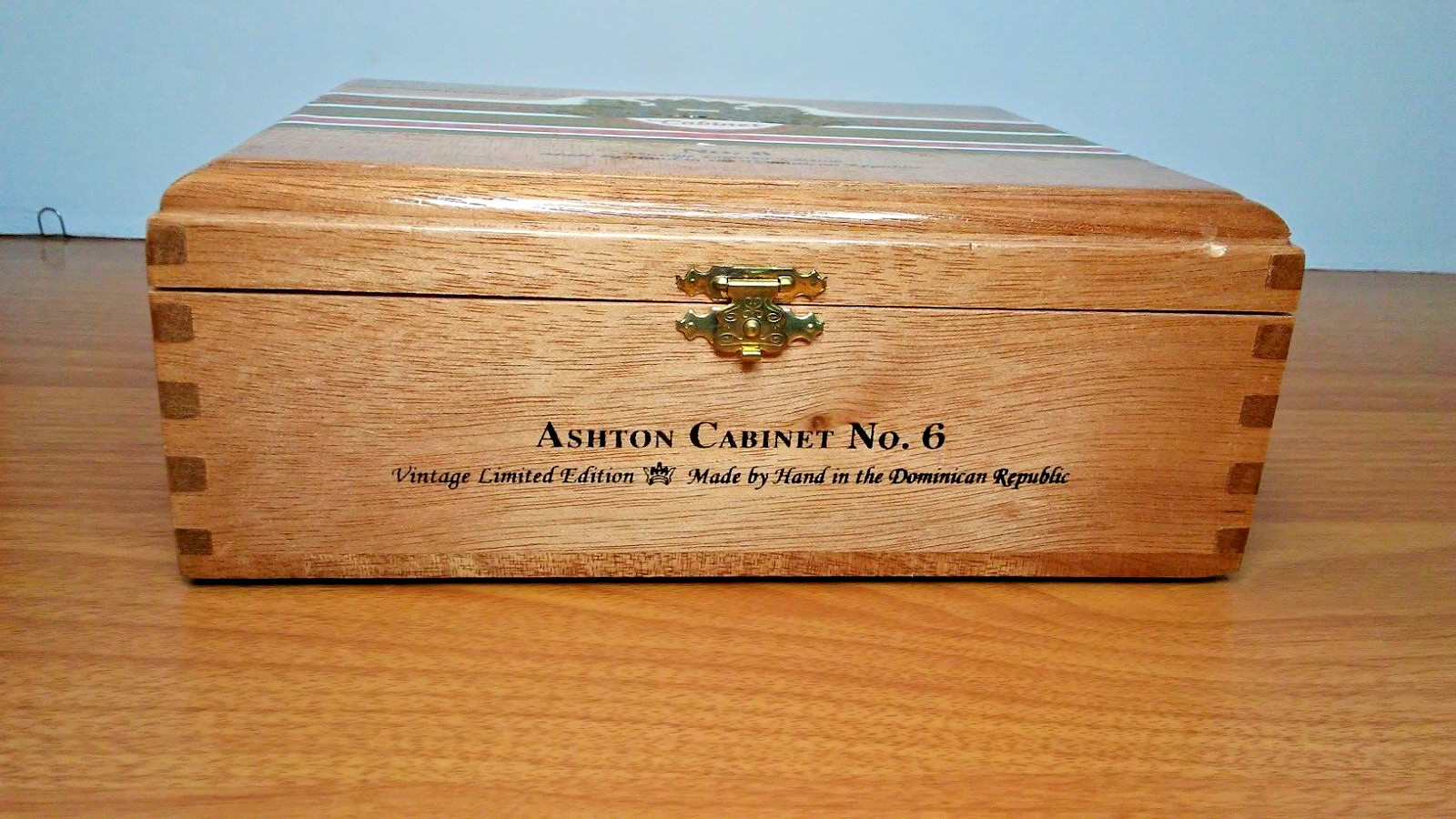 Ashton Cabinet No 6 Empty Wood Cigar Box Hand Crafted Dominican