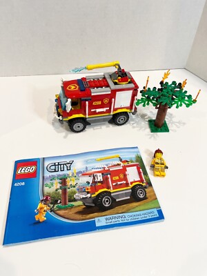 レゴ。ファイヤートラック。4208 Amazon.com: LEGO City 4X4 Fire Truck 4208 : Toys & Games