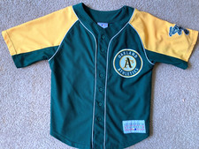 MLB Genuine Merchandise Oakland Athletics #8 Kurt Suzuki Jersey Sz Youth Small
