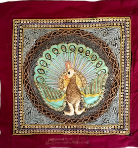 「カラガ（Kalaga）」刺繍ヴィンテージ・タペストリー カラガ（Kalaga）」刺繍ヴィンテージ・タペストリー Kalaga Tapestry
