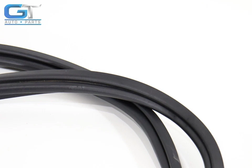2016 - 2017 FIAT 500X TAILGATE LIFTGATE BACK DOOR BODY WEATHERSTRIP SEAL OEM - Изображение 3 из 4
