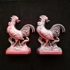 PAIR OF RED VIRGINIA METALCRAFTERS / OSV CAST IRON ROOSTER BOOKENDS