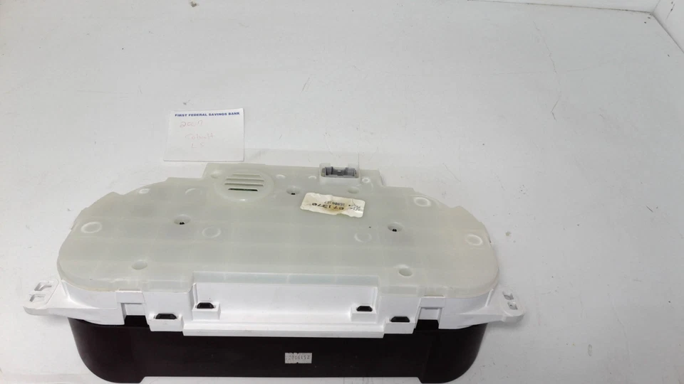  2007 Chevrolet Cobalt Instrument Cluster 15908167 - Image 2 of 4