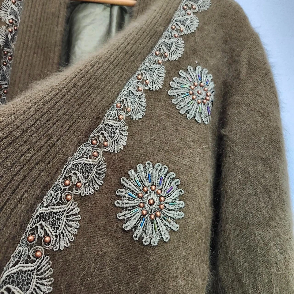 Vintage Belldini Embroidered wool and angora green Cardigan Sweater Coat - Image 2 of 4