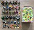 Lit Of Vintage TMNT Action Figures Carrying Case Weapons Ninja Turtles Toys