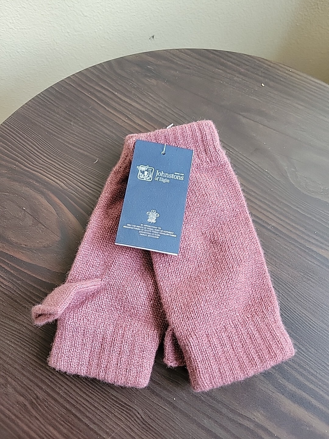Johnstons Of Elgin Women 100 Cashmere Wrist Warmers Gloves One Size New! eBay
