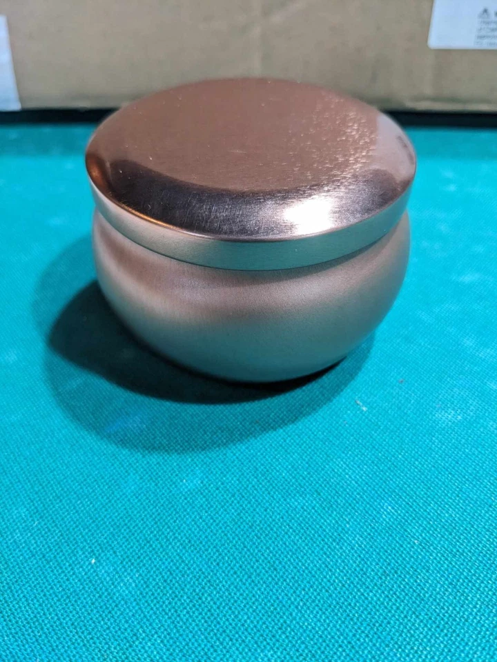 Bright Creations 24-Pack 4oz Black Candle Tins with Lids & Labels Rose Gold - Image 3 of 3