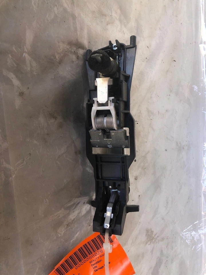 Manija de puerta exterior delantera izquierda lado del conductor izquierda derecha Mercedes Benz CLK 320 2003-2009 Foto 3 de 4