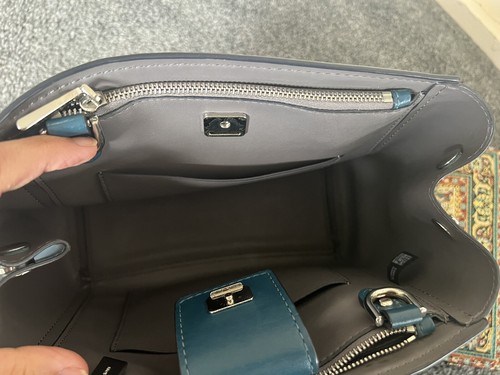 Michael Kors Bag With Brand New Wallet - Picture 9 of 16