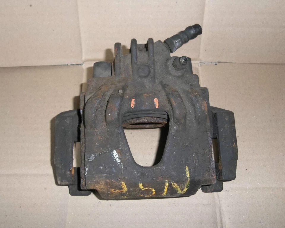PEUGEOT 306 CITROEN SAXO XSARA 1996-2001 PASSENGER SIDE FRONT BRAKE CALIPER 833 - Image 1 of 4