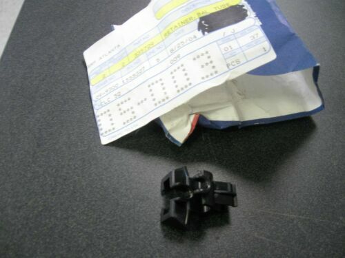 NOS OEM EVINRUDE JOHNSON OMC BRP RETAINER PN 0335729 - Bild 1 von 1