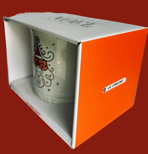 Le Creuset Stoneware Santa Mug 14 oz. Contemporary DesignGold Accents New In Box - Picture 3 of 5