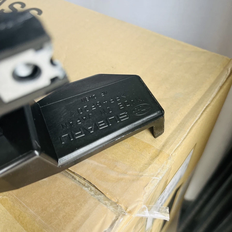 08-14 Conjunto de faros Subaru Impreza WRX LH originales nuevos lado del conductor Foto 3 de 4