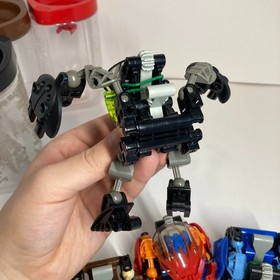 2002 Lego Bionicle BOHROK 8560 - 8565 Complete Set of 6 with Krana + Canister
