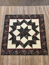 Red Floral Star Quilt Used Beautiful 50x48
