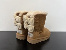UGG Bailey Bow Knit Bows Toddler Girls Boots US 6T Sheepskin/Shearling Chestnut
