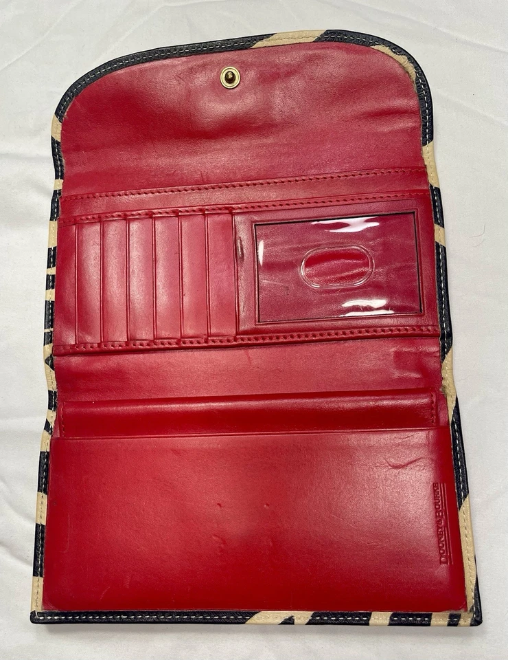 DOONEY BOURKE Negro Blanco Cuero Cebra Rayas Tamaño Completo Billetera Cheque Libro Cubierta Foto 3 de 4