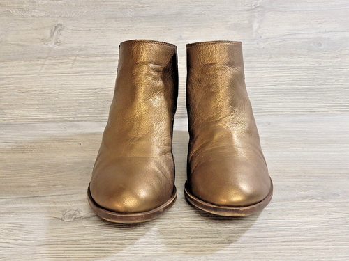 Lucky Brand Belvva Ankle Boots Womens 8M Gold Leather Rear Zip Pre-owned - Picture 3 of 10