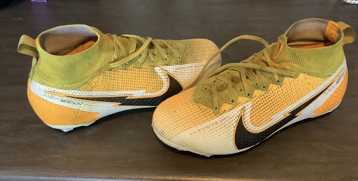 Nike football boots size 4.5 cheap