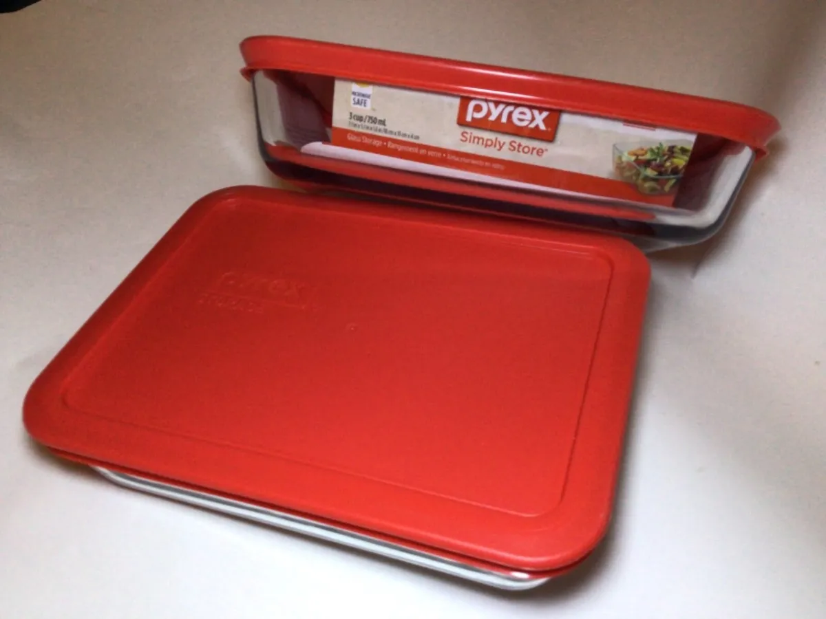 Pyrex Simply Store 3 Cup Rectangle Glass Storage Red Lid 2 Pack Meal Prep  NEW