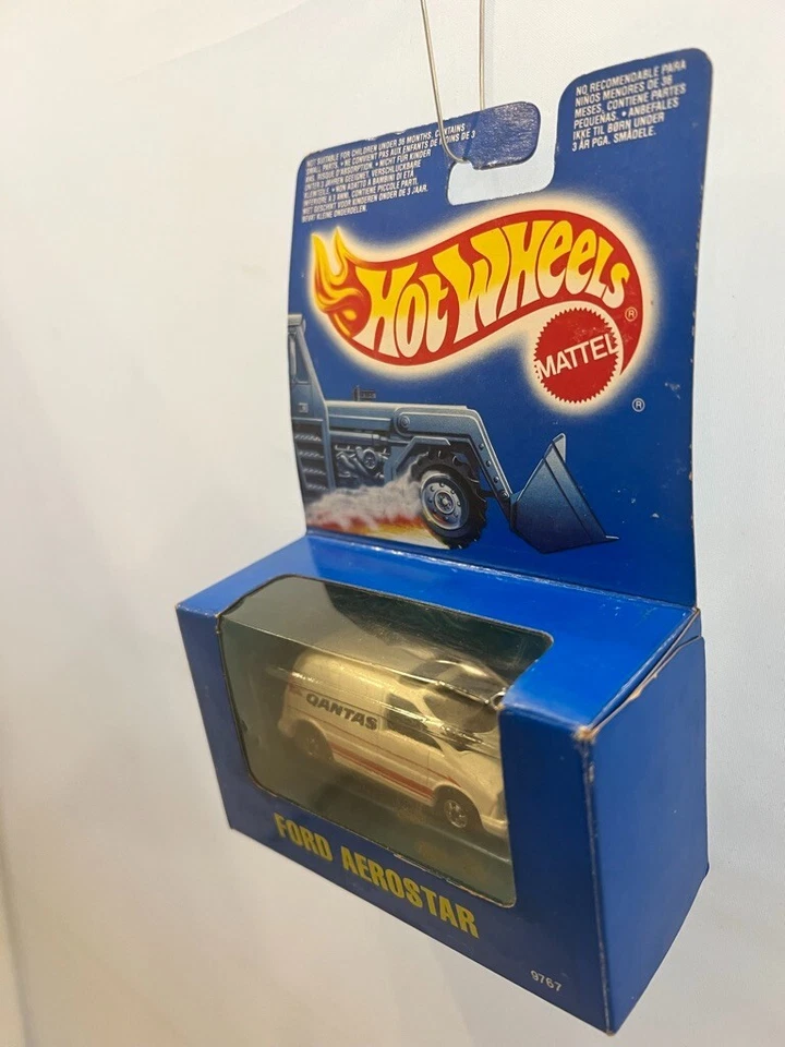 Ford Aerostar Qantas Australian Airlines 1990 mercado internacional Hot Wheels Foto 3 de 4