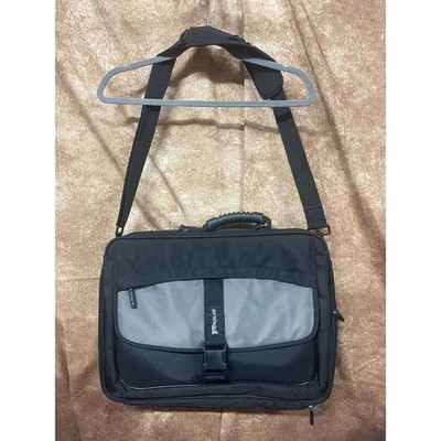 Targus Platinum Deluxe Padded 17'' Computer Messenger Bag with Strap